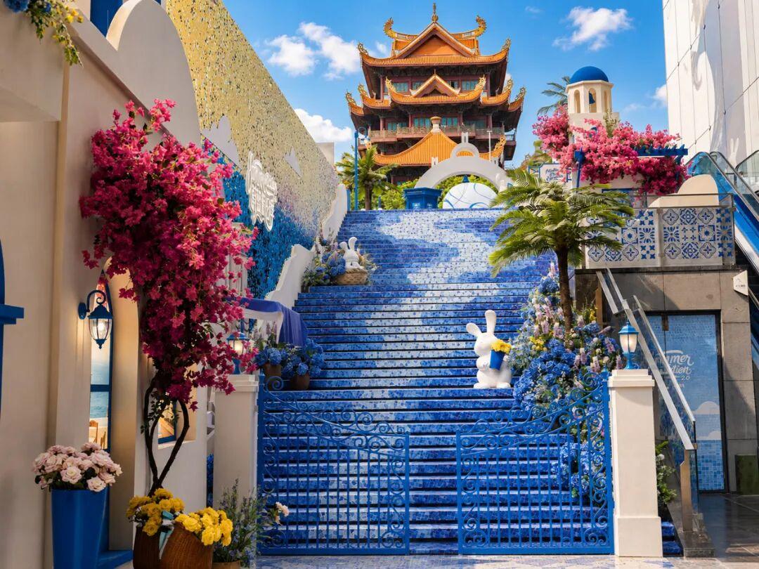 鼓楼区福州华润万象城结婚登记户外颁证点。(20971048)-20260817133259.jpg